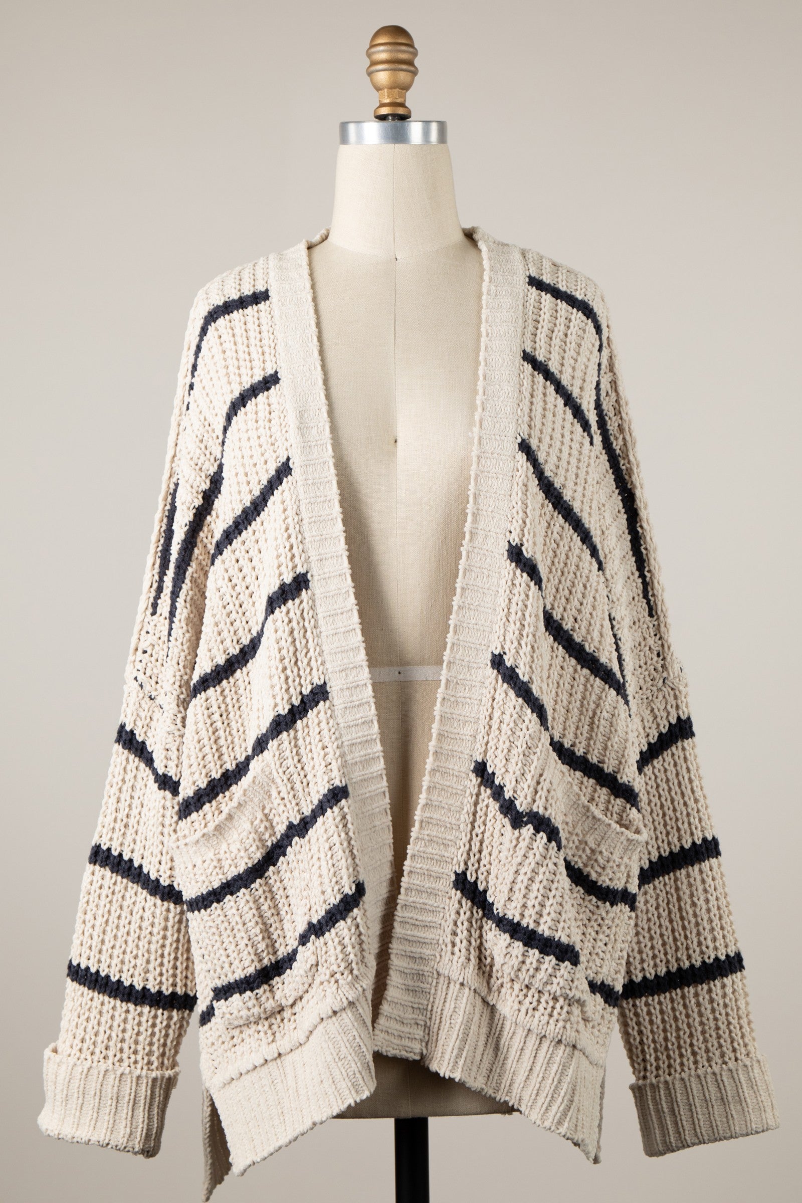もちこ　TODAYFUL Vintage Stripe Cardigan Midnight Stripe Cardigan | Oak&Pearl Clothing Co Canada Boho Boutique