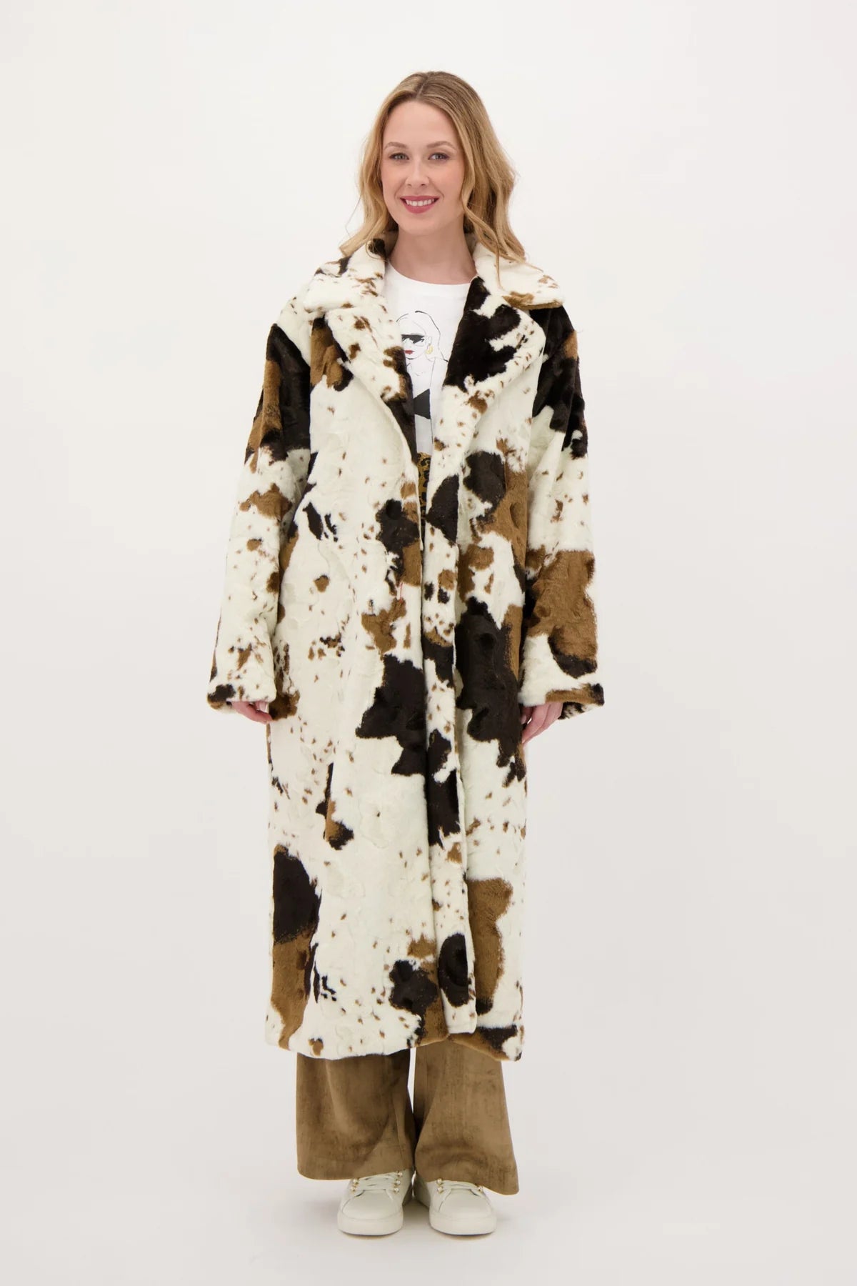 Avery Faux Fur Long Cow Jacket