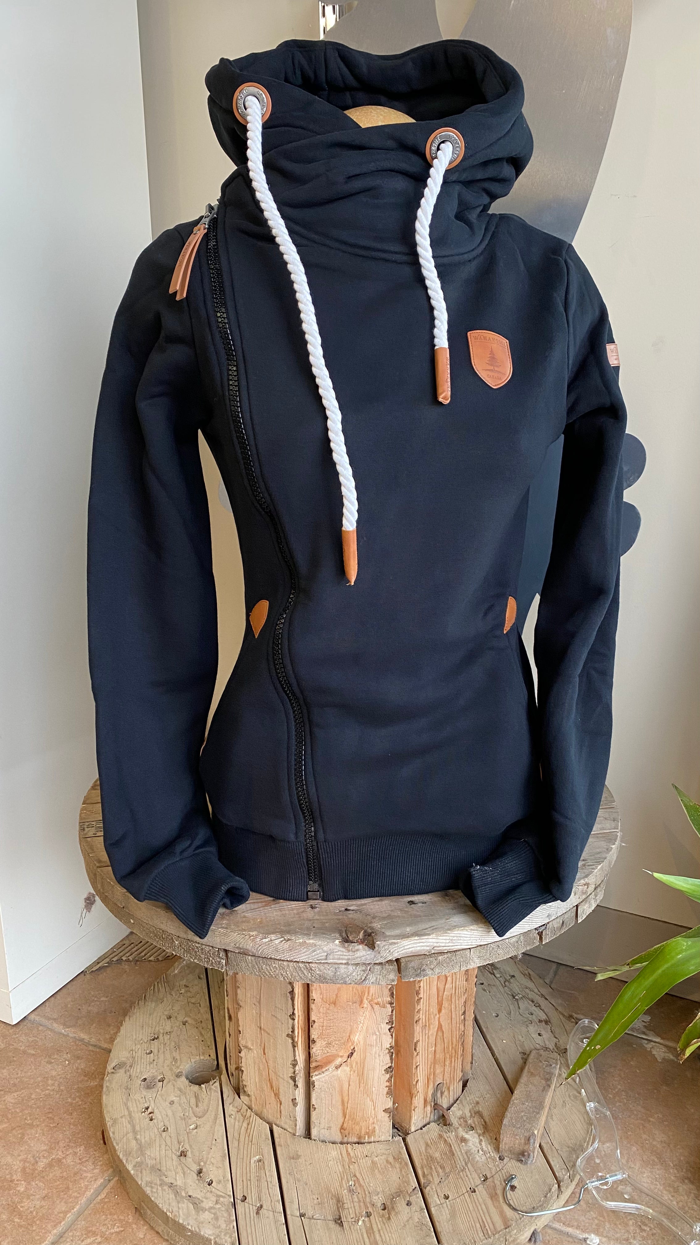 Naketano hoodie sale online